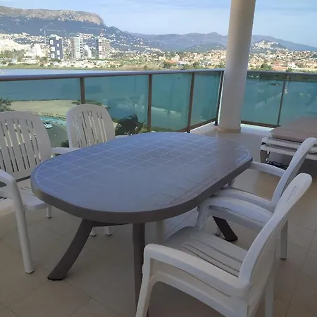 Carlos Larimar * Calpe